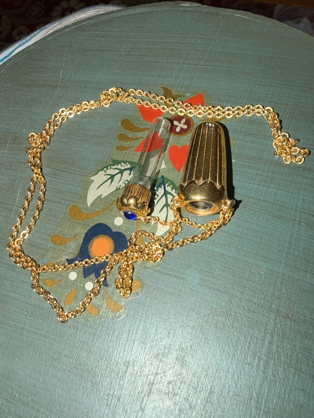 Gold-Tone Pendant Perfume Necklace - Elegant Ribbed Capsule Pendant - Picture 5 of 5